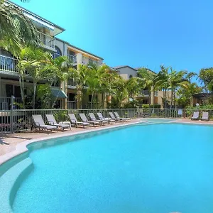 Bila Vista Kirra Beachside Апарт-отель